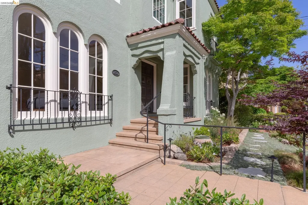 131 Waldo Avenue Piedmont CA 94611