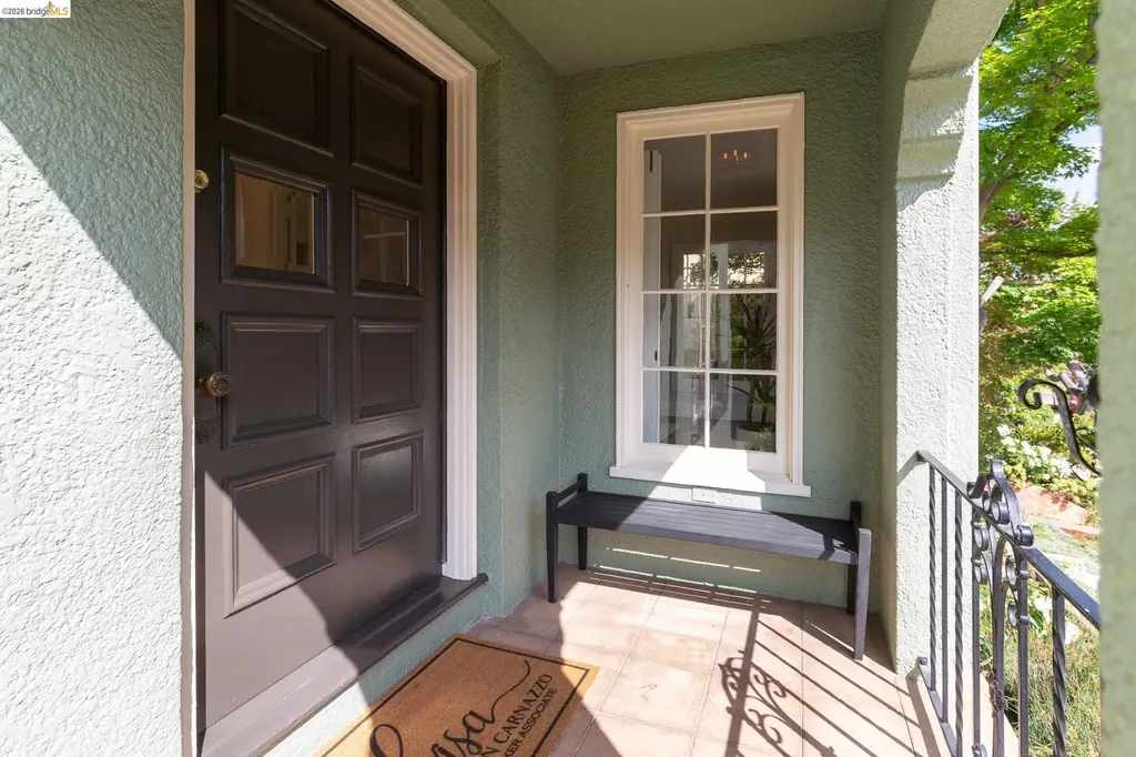 131 Waldo Avenue Piedmont CA 94611