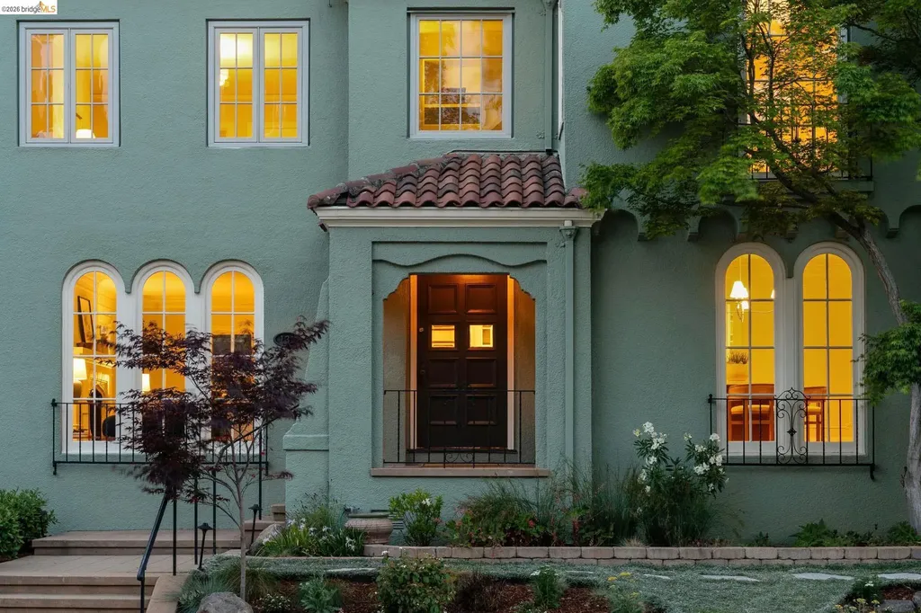 131 Waldo Avenue Piedmont CA 94611
