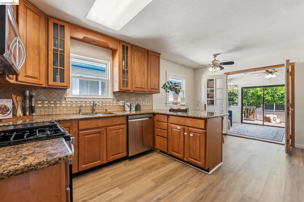 1672 67th Avenue Oakland CA 94621