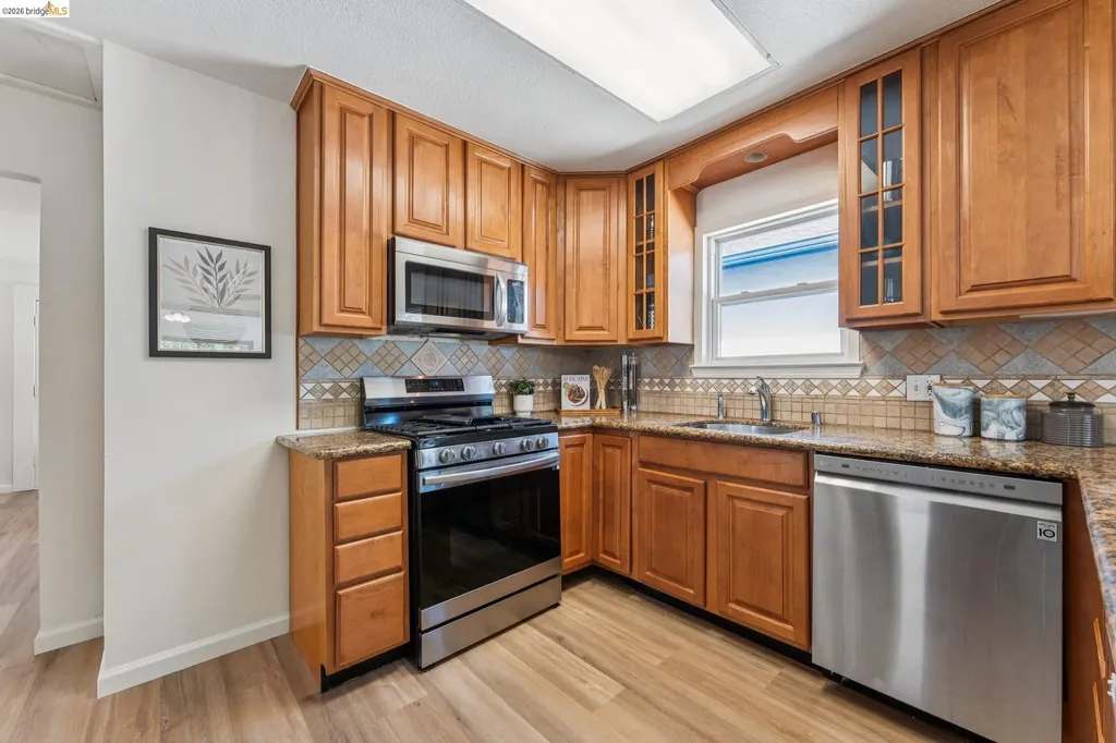 1672 67th Avenue Oakland CA 94621