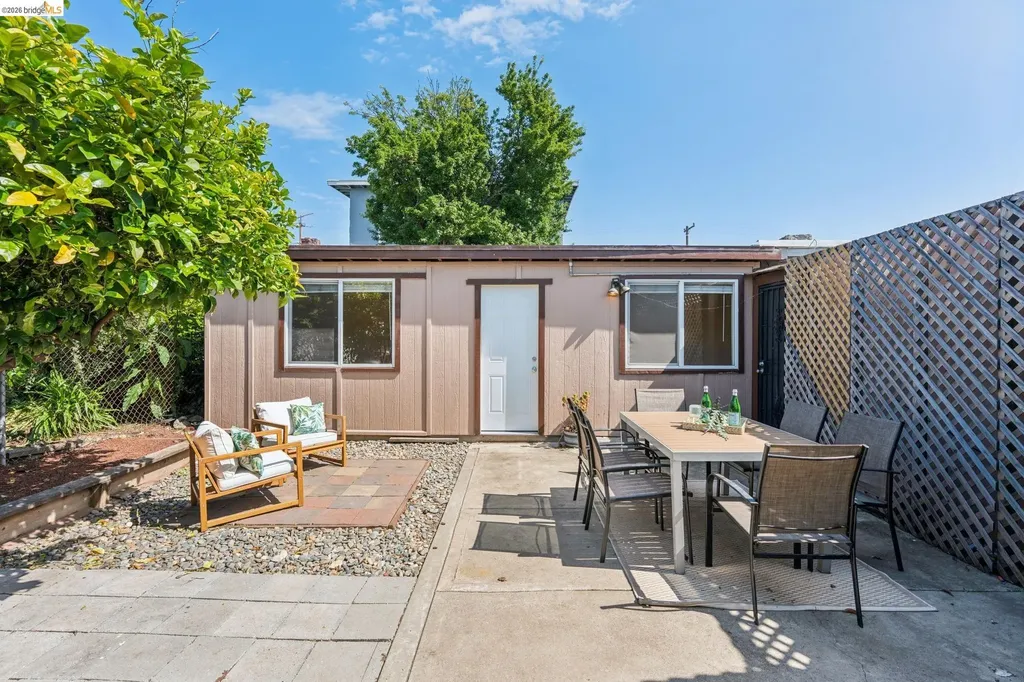 1672 67th Avenue Oakland CA 94621