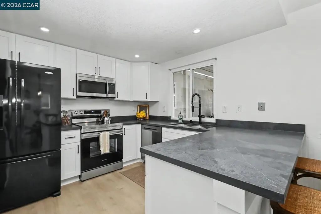 1940 Gateway Drive Oakley CA 94561