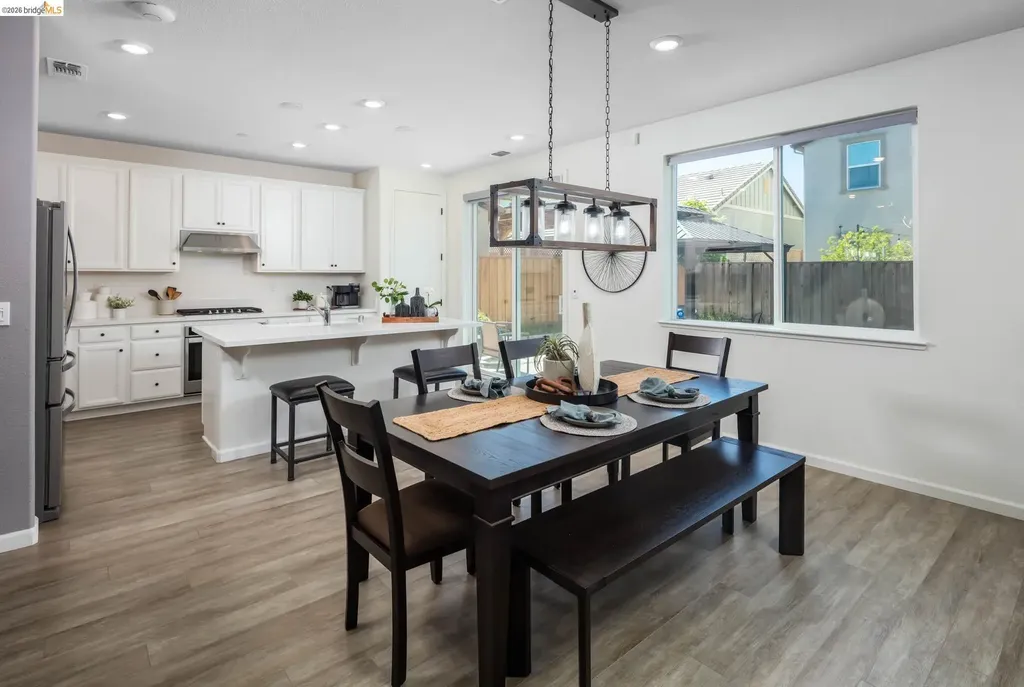 661 Longmont Drive Oakley CA 94561