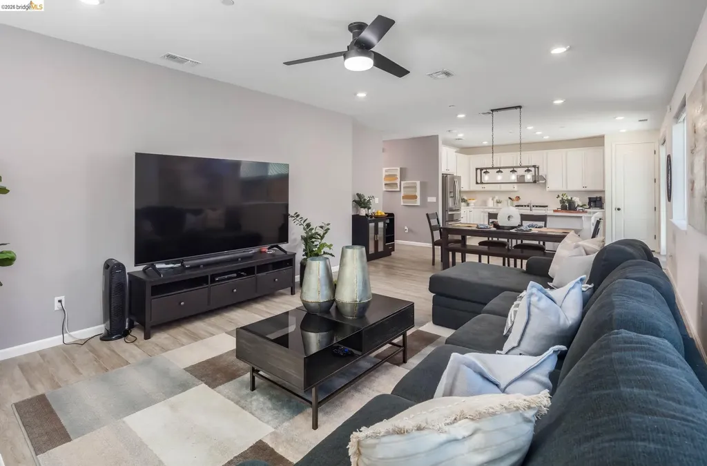 661 Longmont Drive Oakley CA 94561