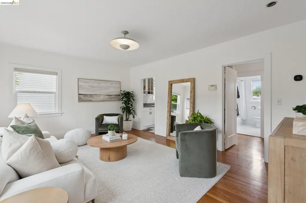 3021 California Street Oakland CA 94602