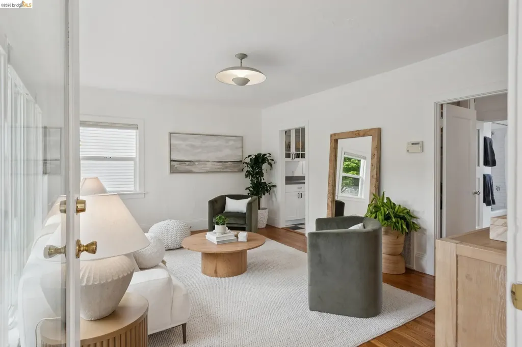 3021 California Street Oakland CA 94602