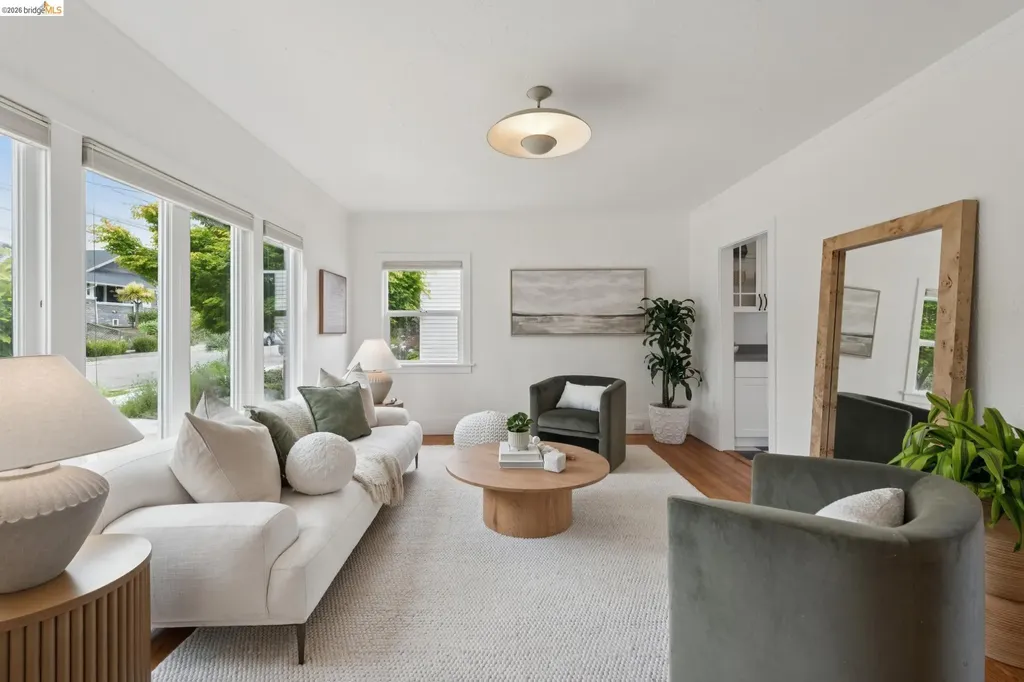 3021 California Street Oakland CA 94602
