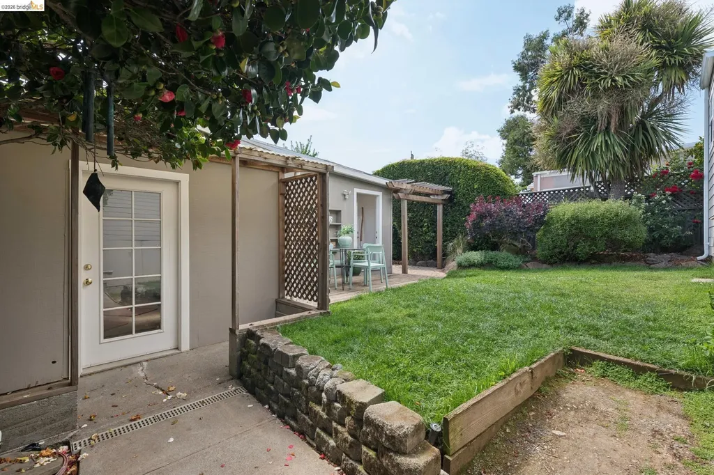3021 California Street Oakland CA 94602