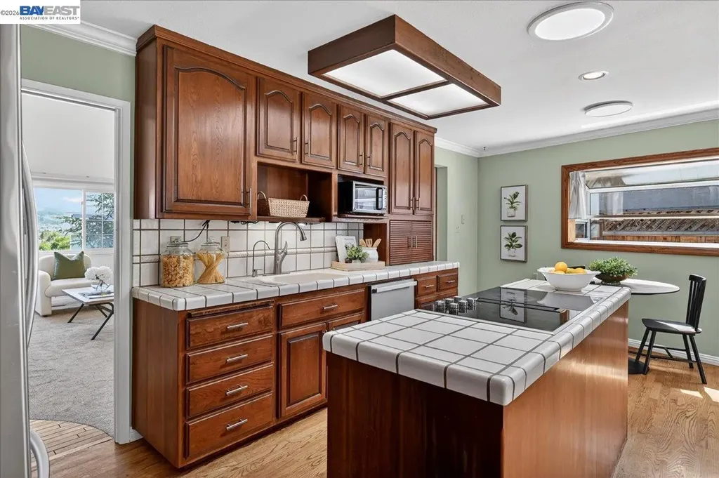 21723 Shadyspring Road Castro Valley CA 94546