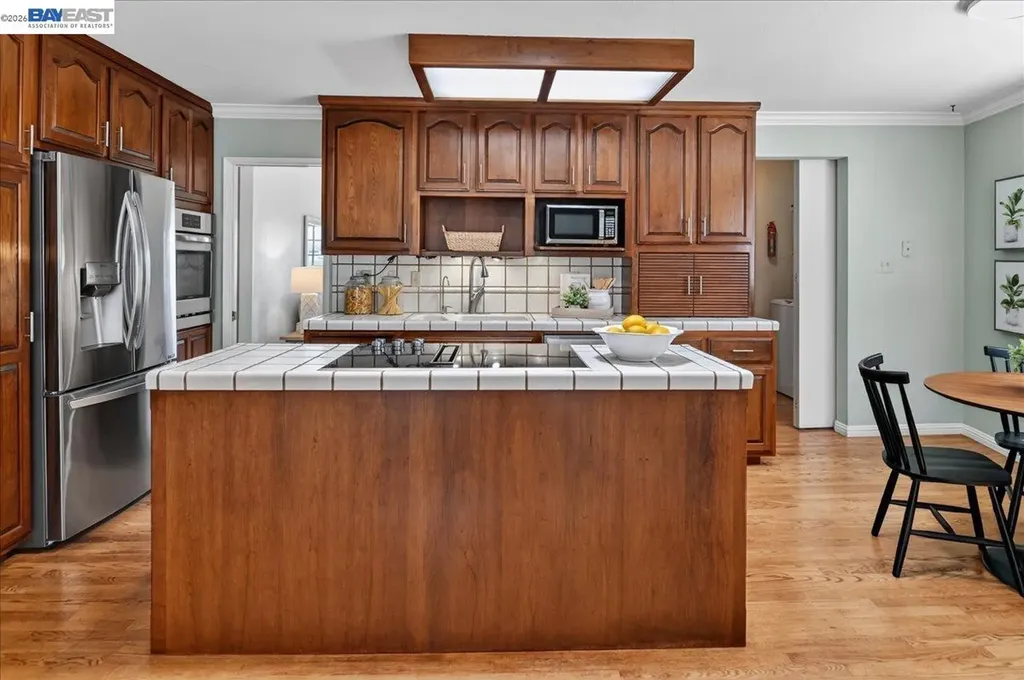 21723 Shadyspring Road Castro Valley CA 94546