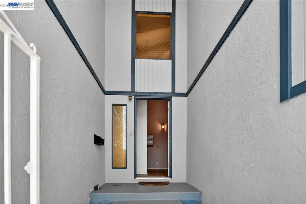 21723 Shadyspring Road Castro Valley CA 94546