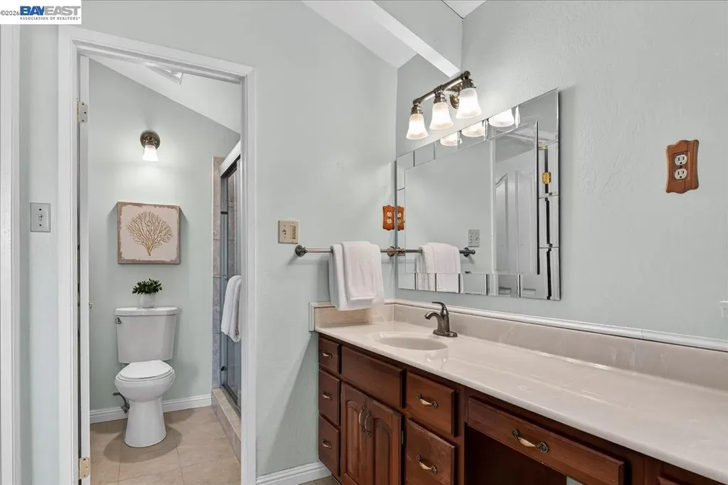 21723 Shadyspring Road Castro Valley CA 94546