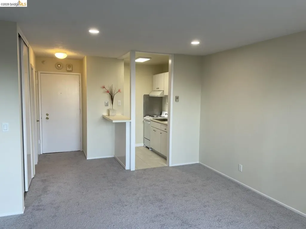6 Captain Drive Emeryville CA 94608