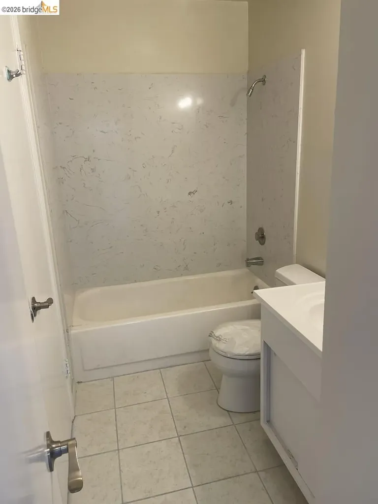 6 Captain Drive Emeryville CA 94608