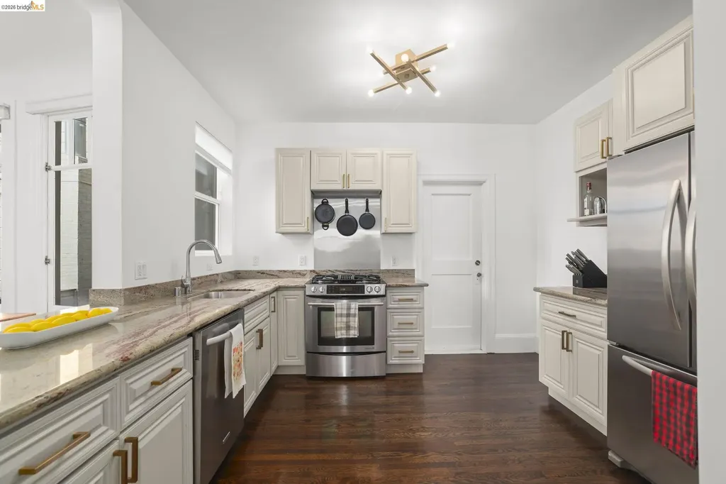1490 Francisco Street San Francisco CA 94123