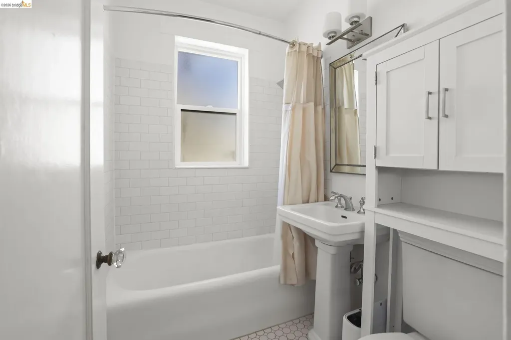 1490 Francisco Street San Francisco CA 94123