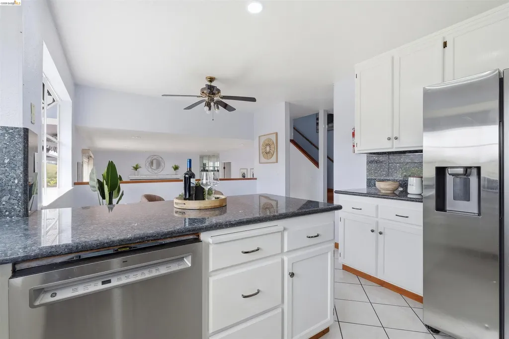 587 Birkdale Drive Vallejo CA 94591