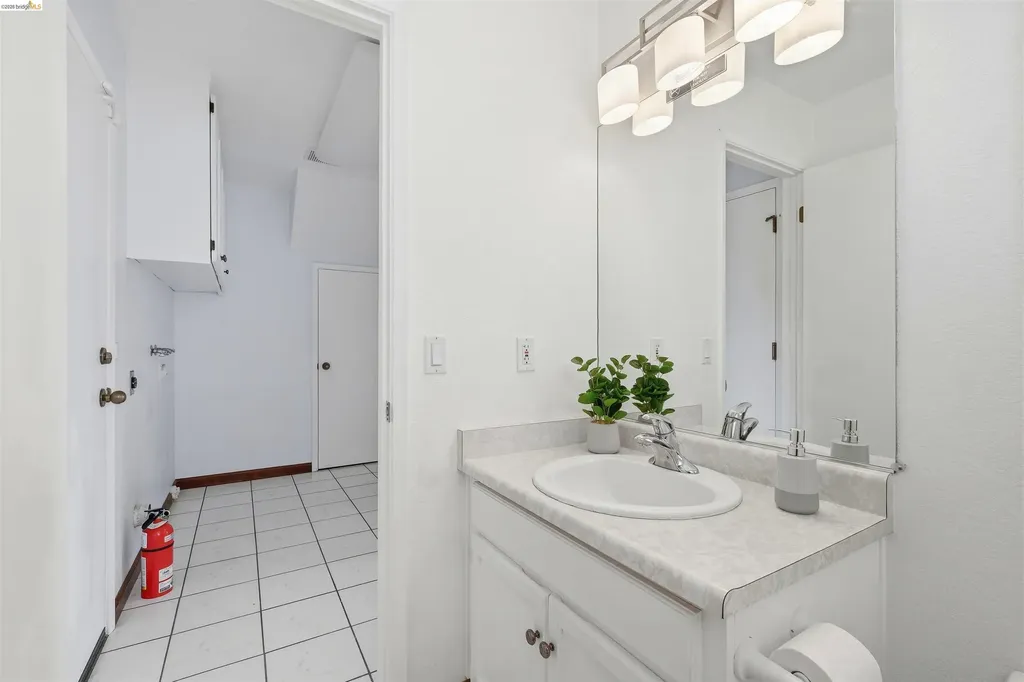 587 Birkdale Drive Vallejo CA 94591