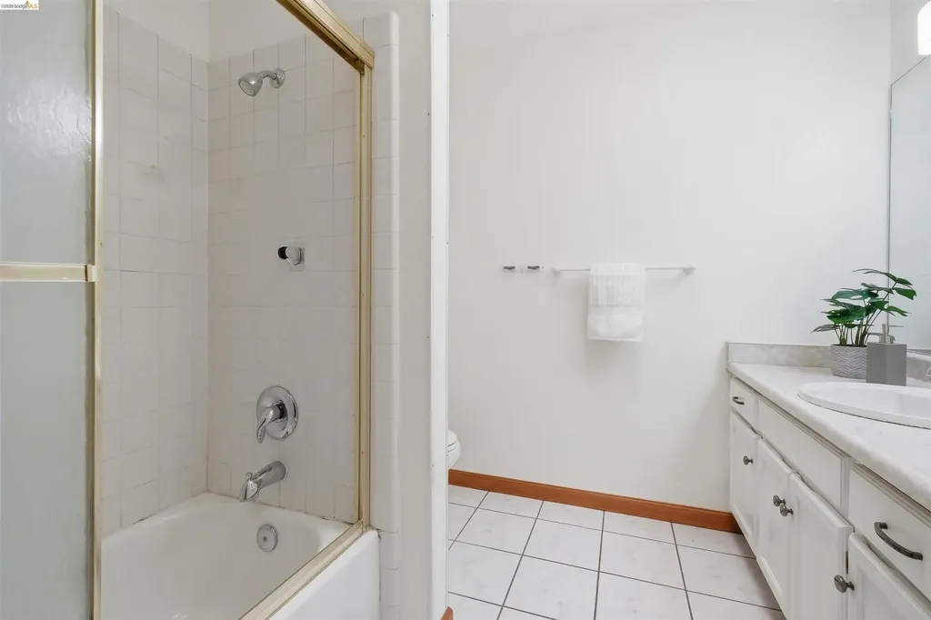 587 Birkdale Drive Vallejo CA 94591