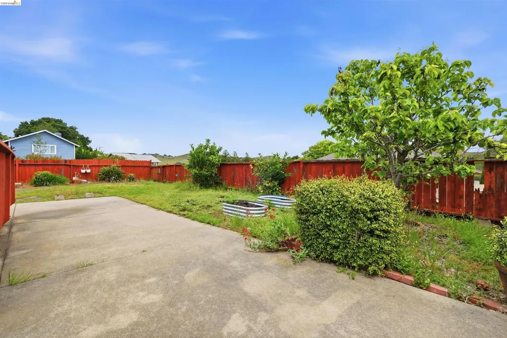 587 Birkdale Drive Vallejo CA 94591
