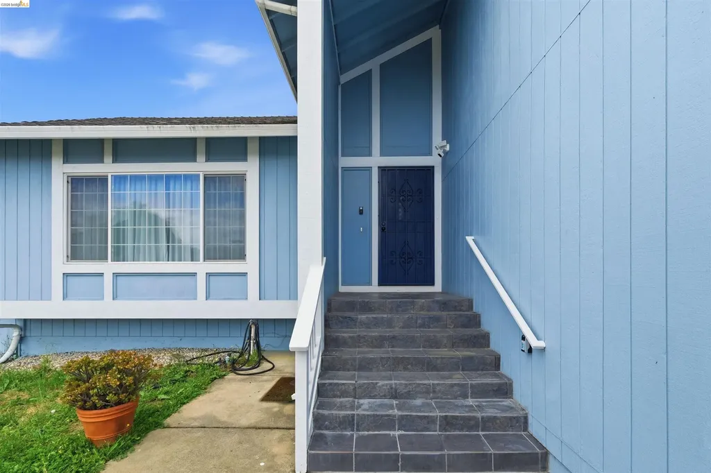 587 Birkdale Drive Vallejo CA 94591