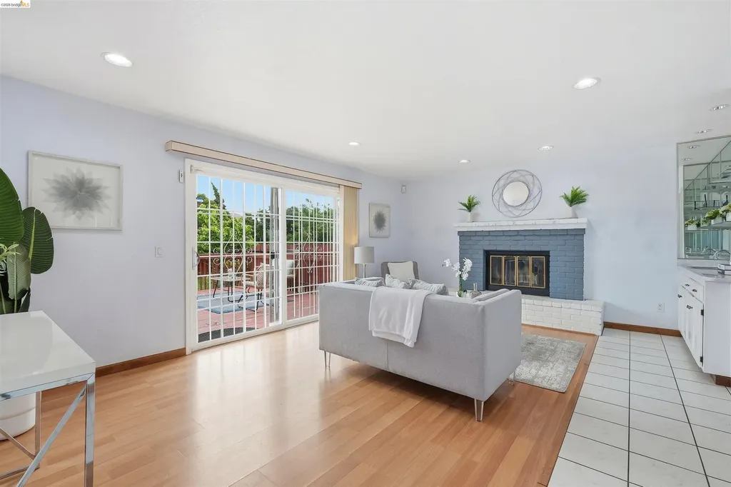 587 Birkdale Drive Vallejo CA 94591