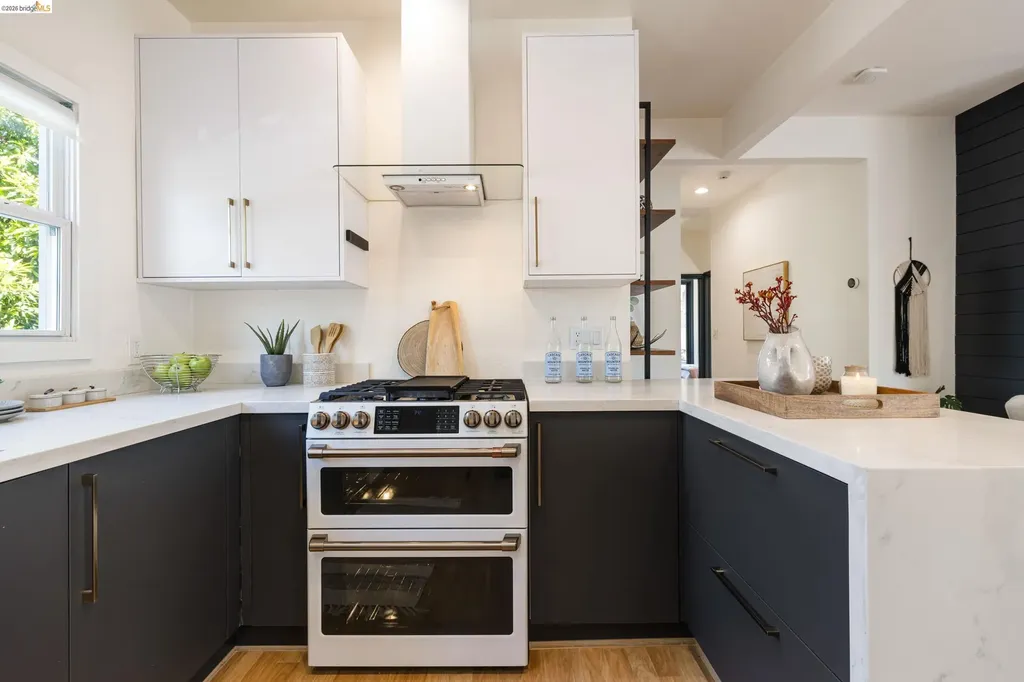 825 41st Street Oakland CA 94608