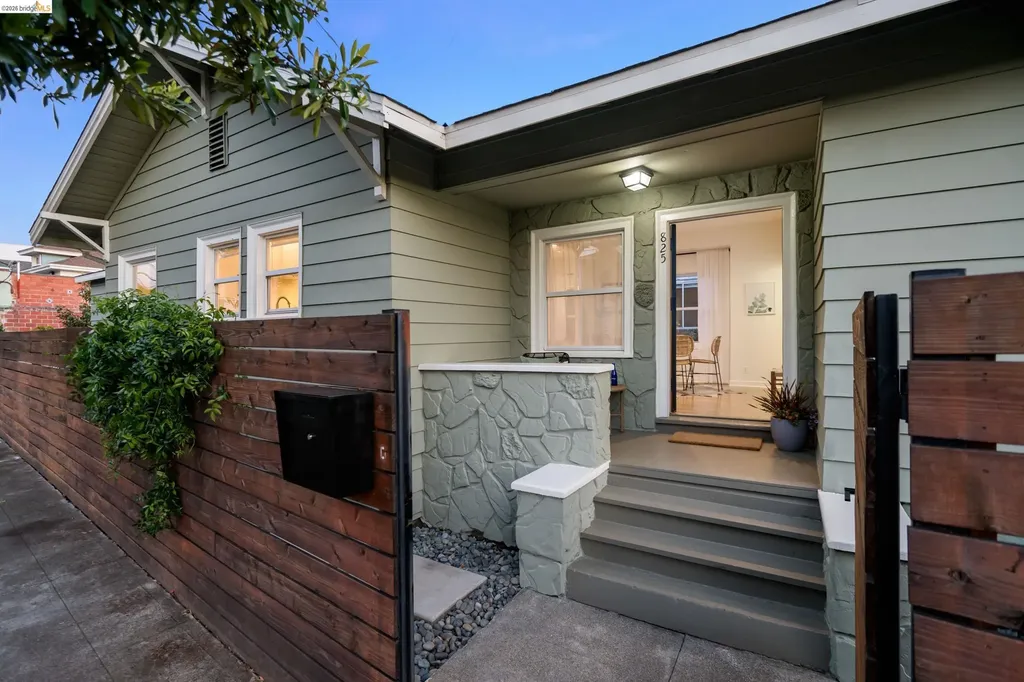 825 41st Street Oakland CA 94608