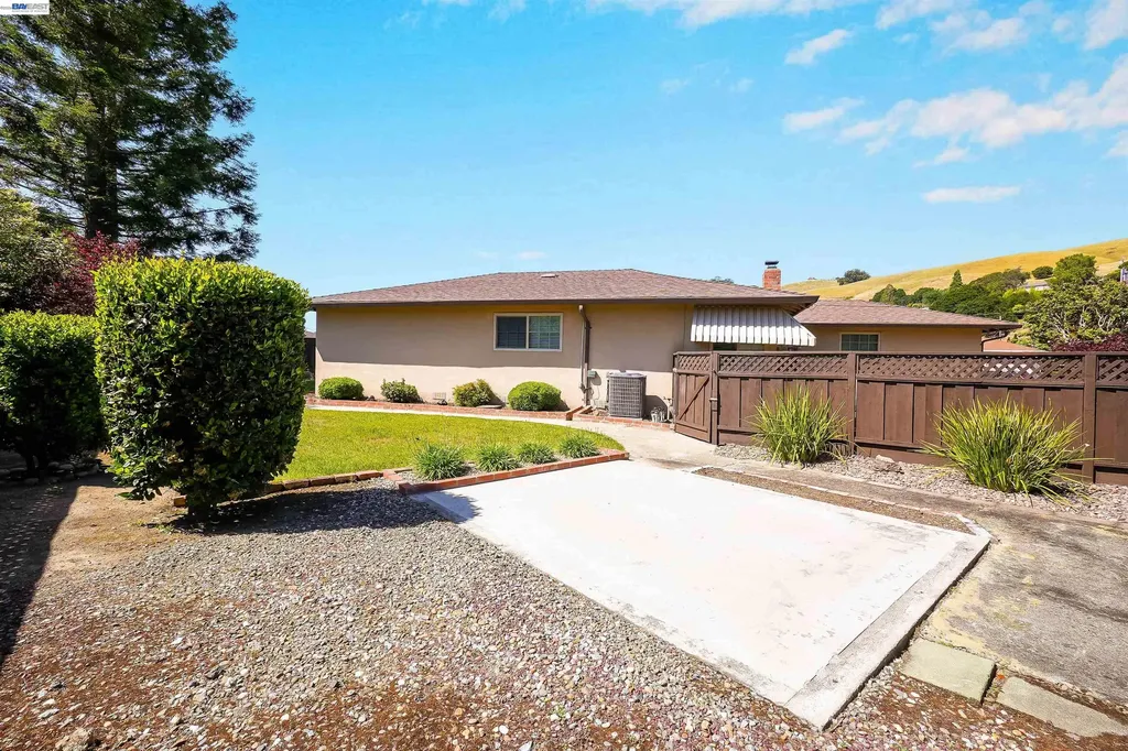 506 Caleb Place Hayward CA 94544