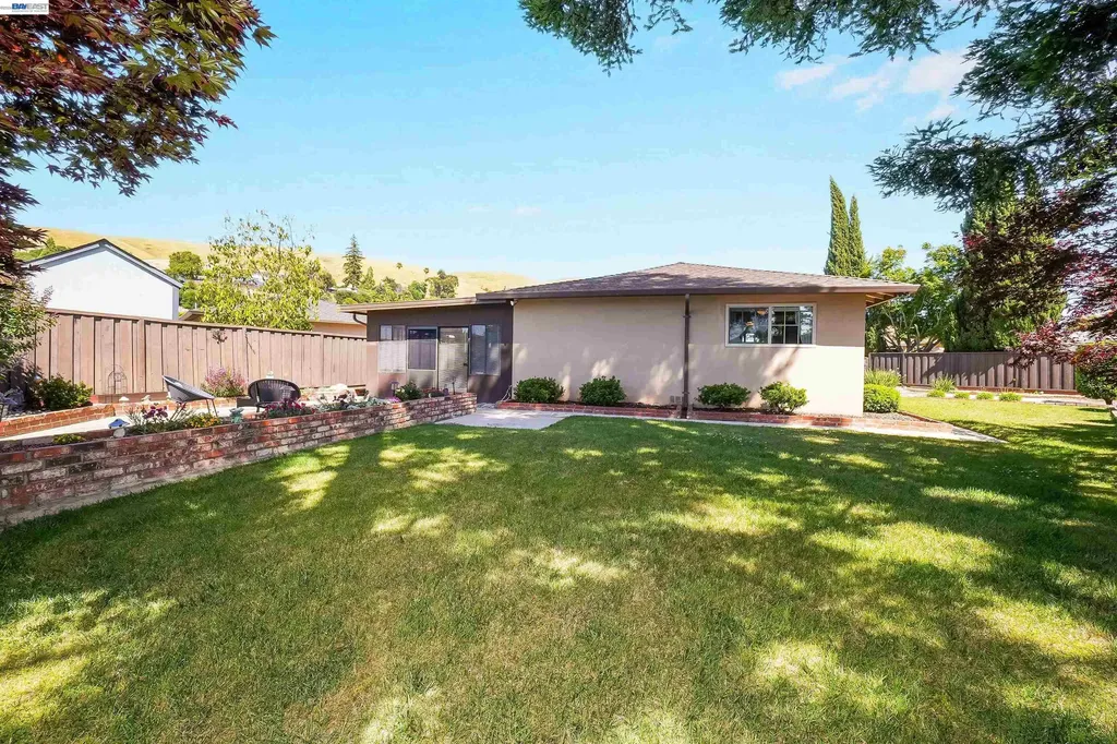 506 Caleb Place Hayward CA 94544