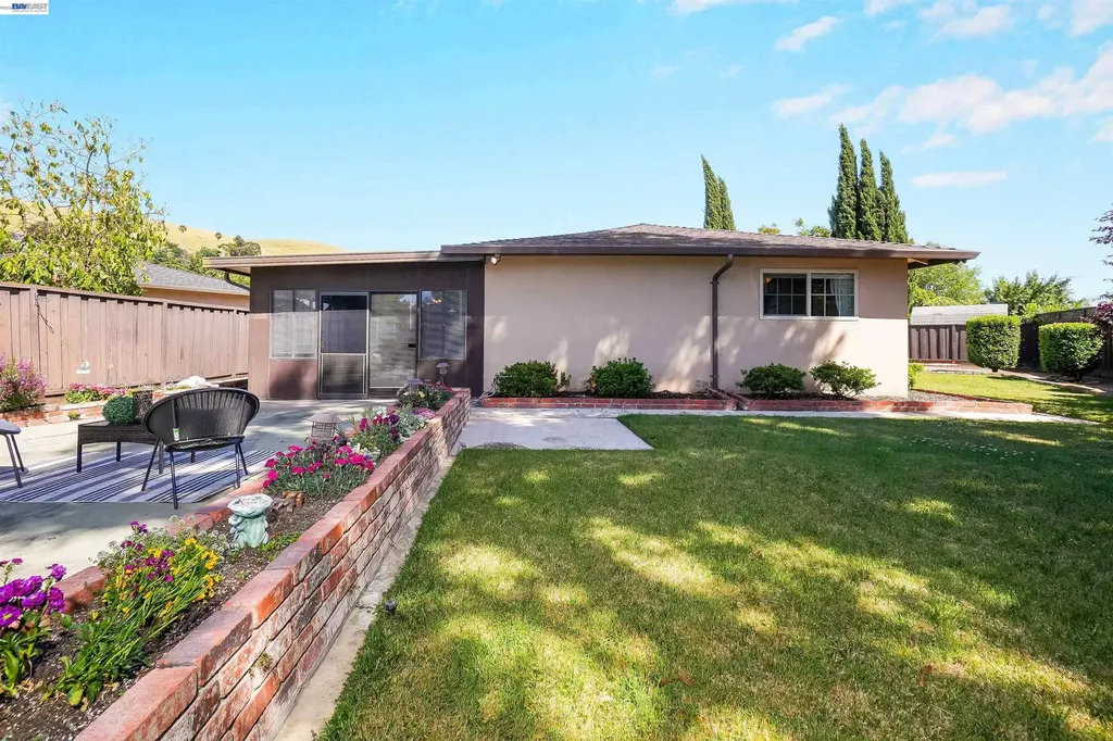 506 Caleb Place Hayward CA 94544