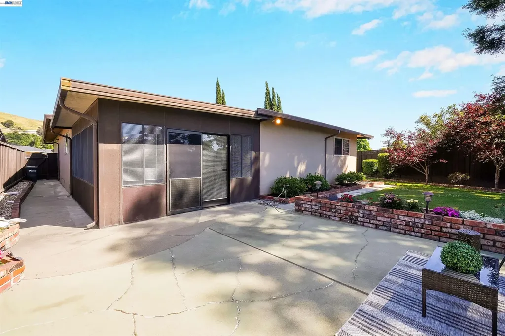 506 Caleb Place Hayward CA 94544