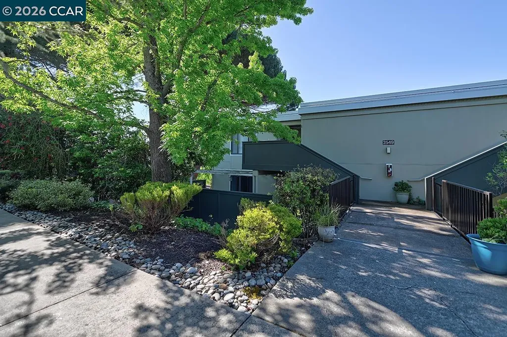 2549 Golden Rain Road Walnut Creek CA 94595