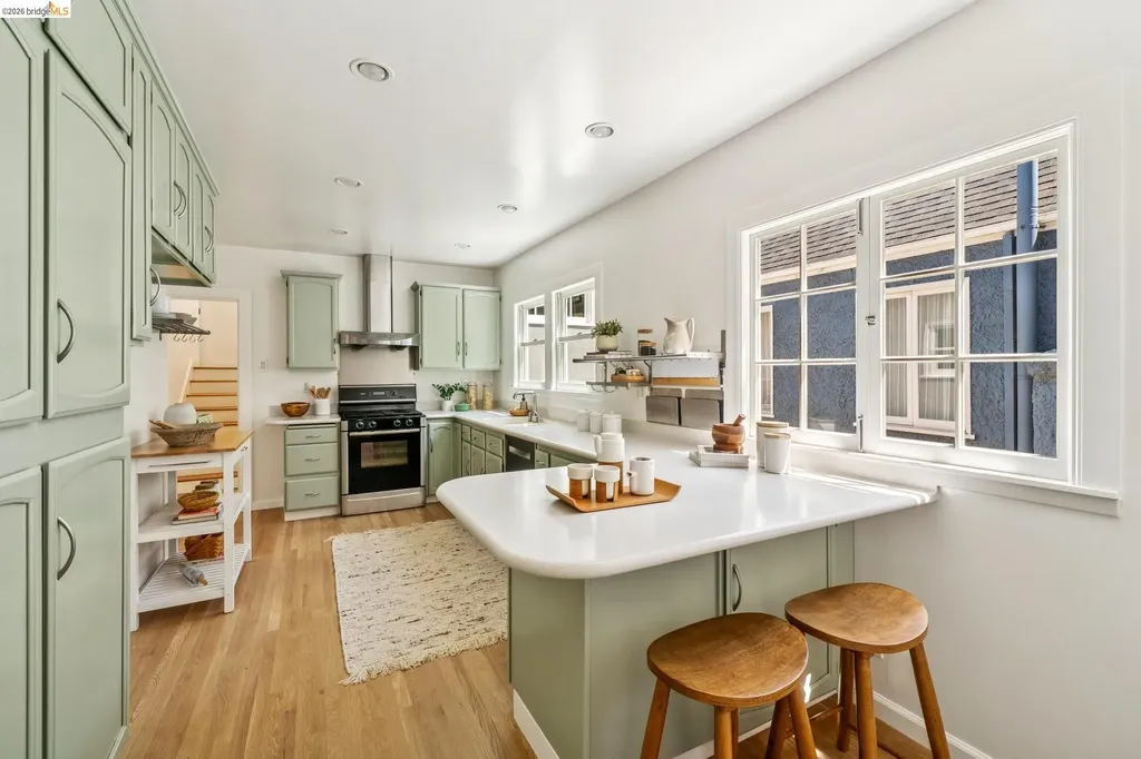 1339 Thousand Oaks Boulevard Albany CA 94706