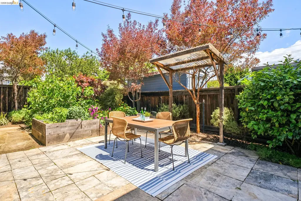1339 Thousand Oaks Boulevard Albany CA 94706