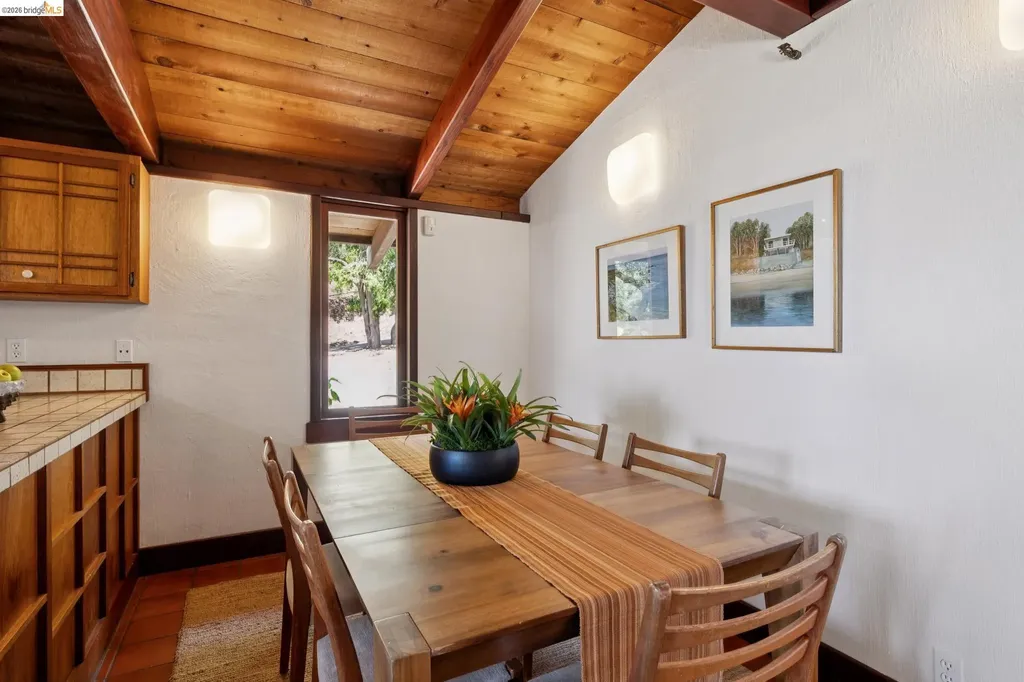 3343 Dwight Way Berkeley CA 94704