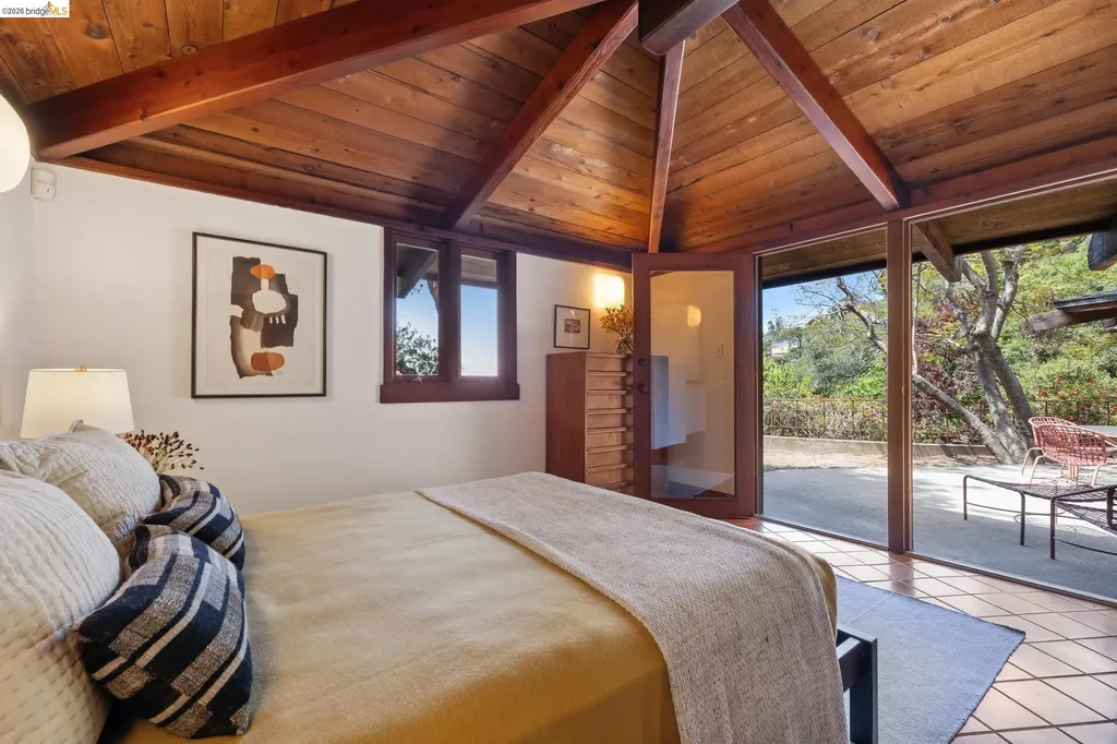 3343 Dwight Way Berkeley CA 94704