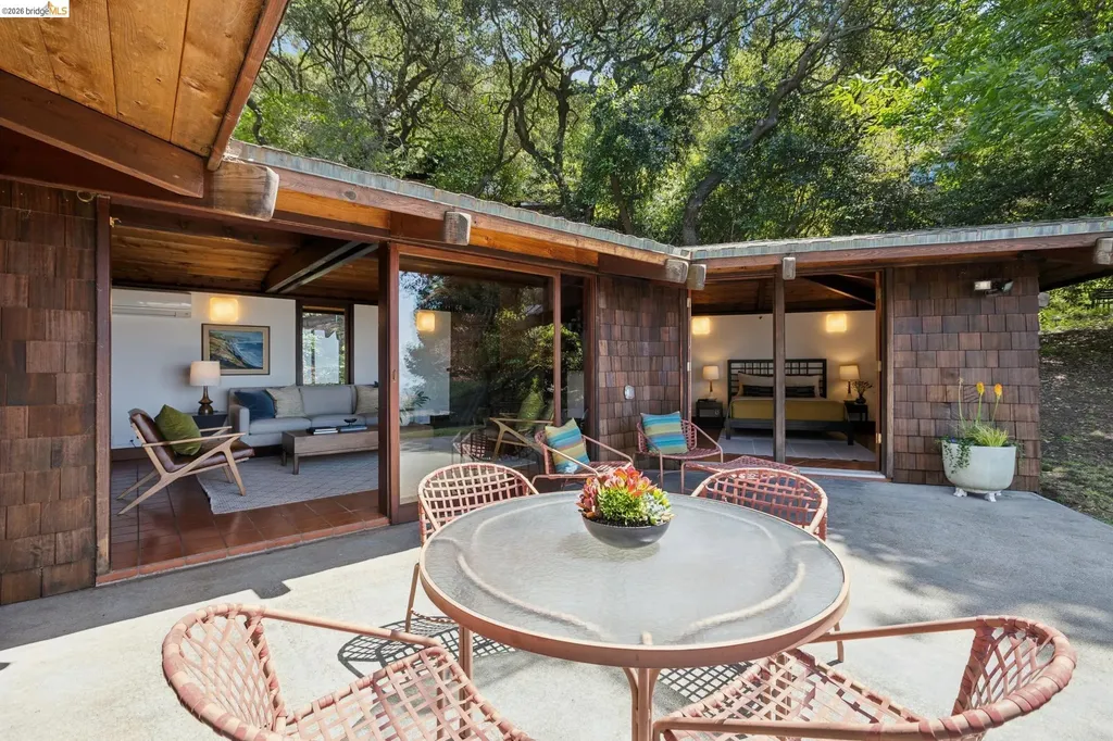 3343 Dwight Way Berkeley CA 94704