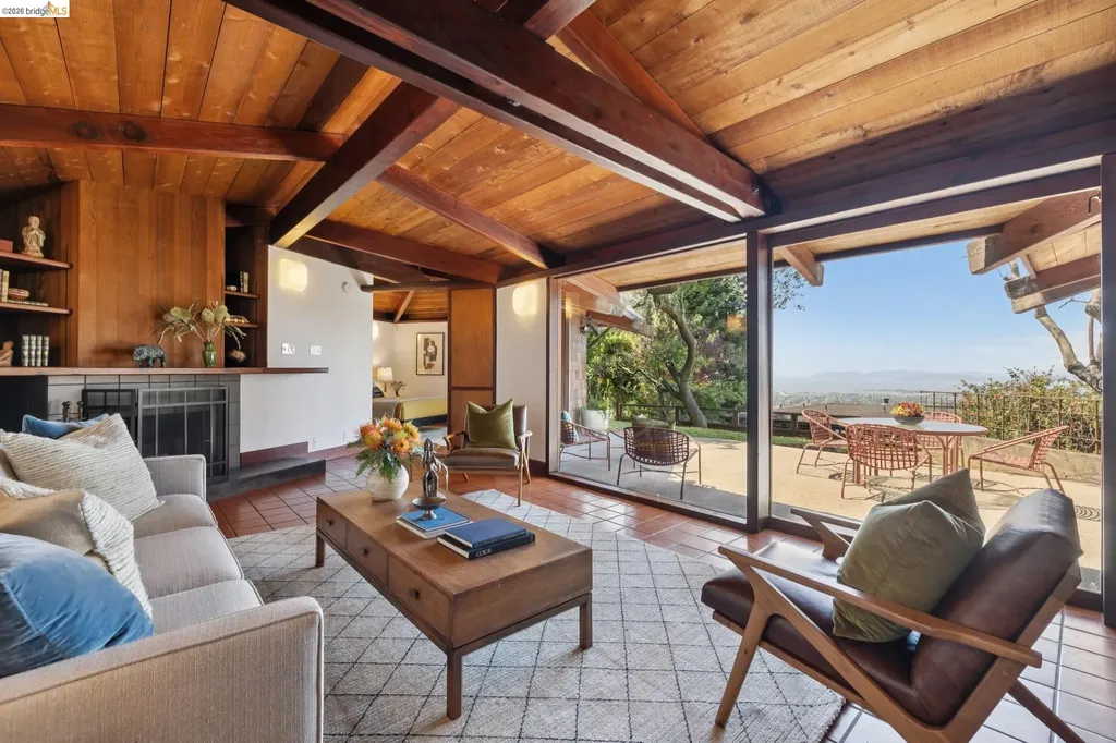 3343 Dwight Way Berkeley CA 94704