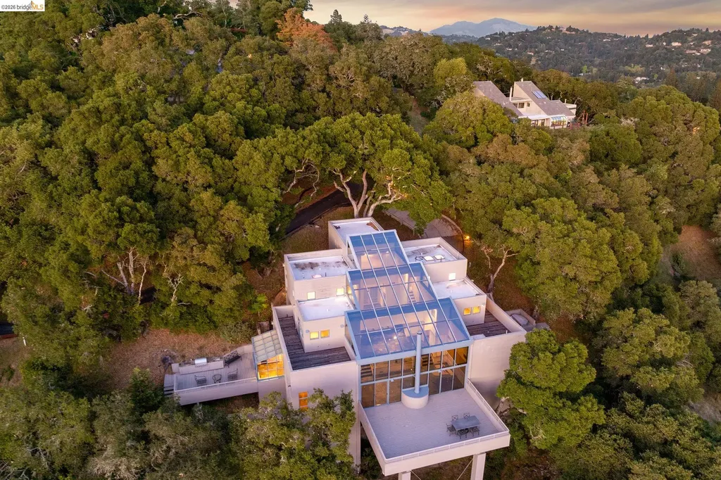 319 Tappan Terrace Orinda CA 94563