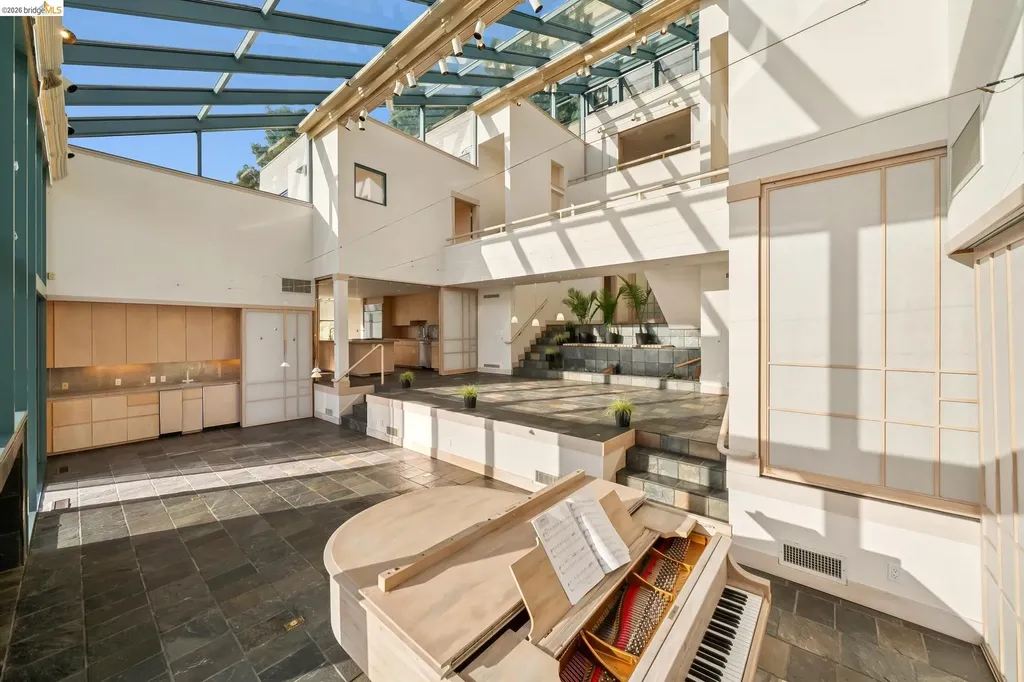 319 Tappan Terrace Orinda CA 94563