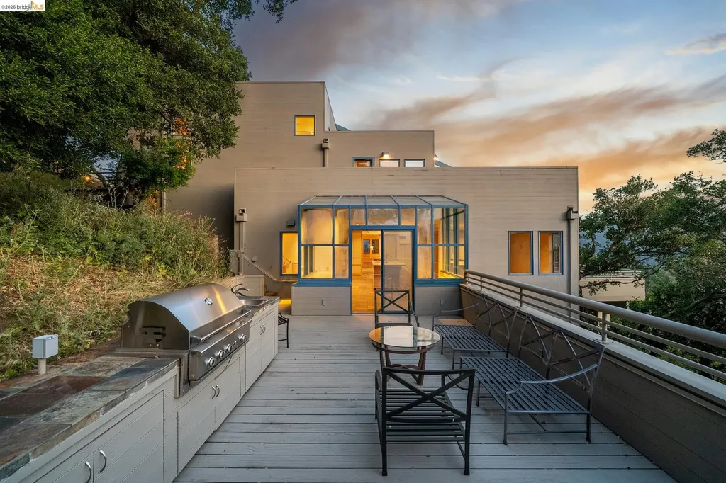 319 Tappan Terrace Orinda CA 94563