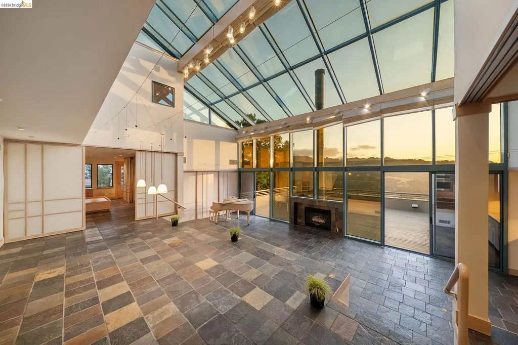 319 Tappan Terrace Orinda CA 94563