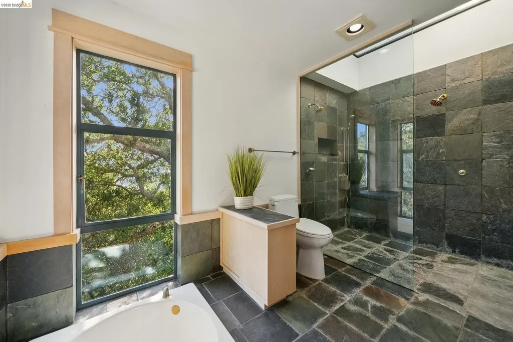 319 Tappan Terrace Orinda CA 94563