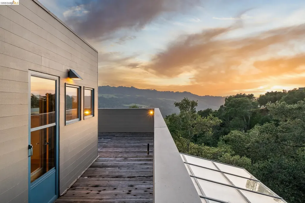 319 Tappan Terrace Orinda CA 94563