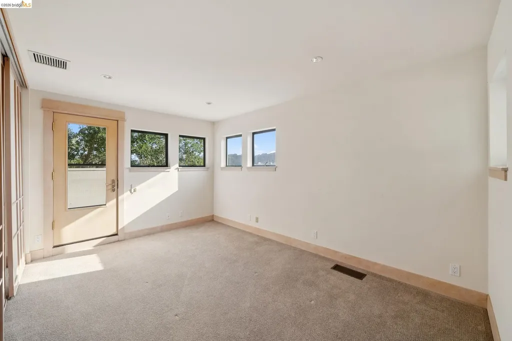 319 Tappan Terrace Orinda CA 94563
