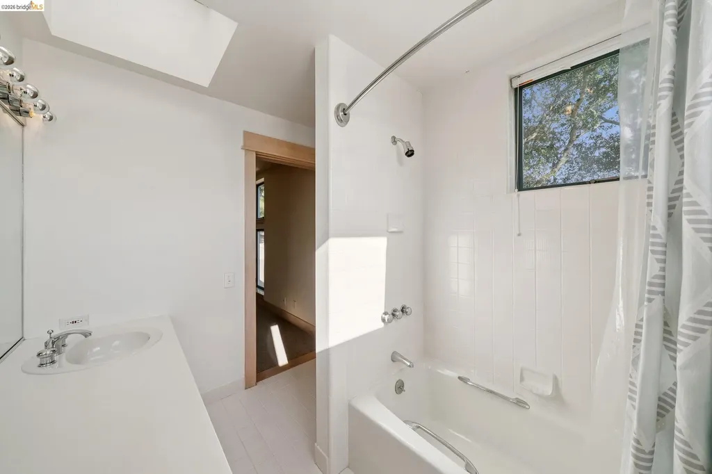 319 Tappan Terrace Orinda CA 94563