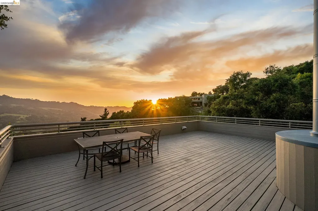 319 Tappan Terrace Orinda CA 94563