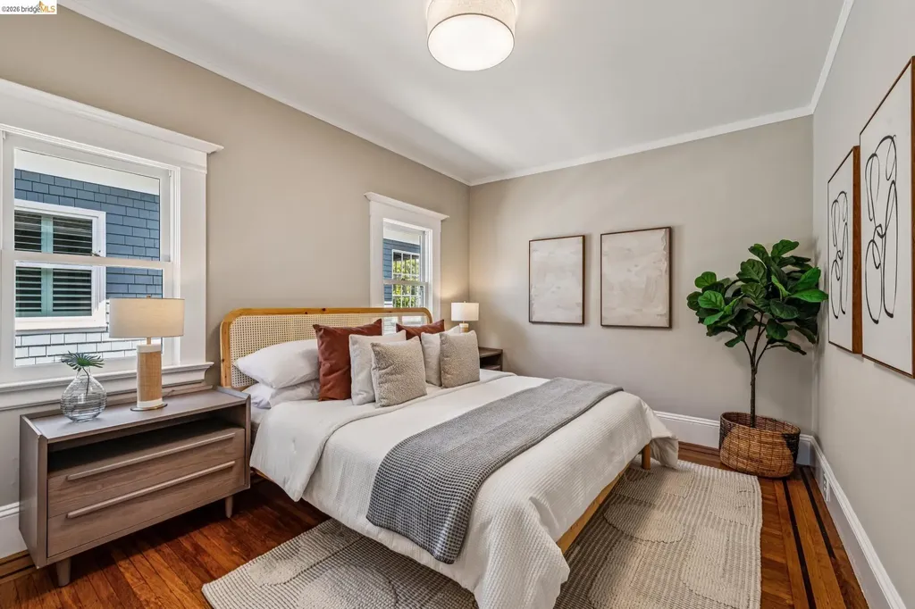 6521 Dover Street Berkeley CA 94703